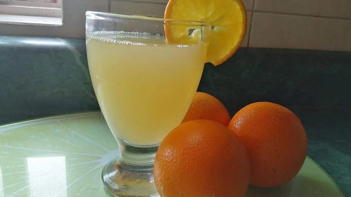 agua de naranja